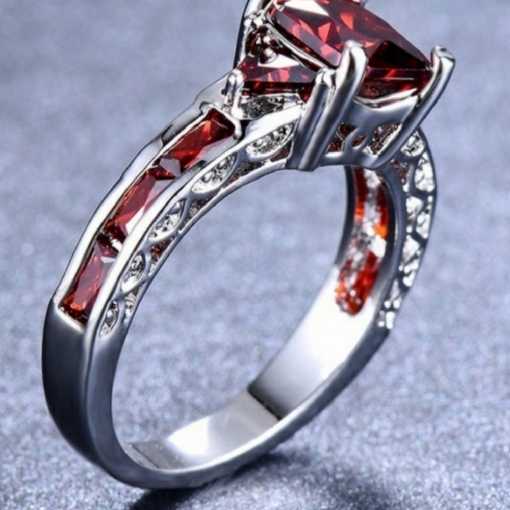 Princess cut Ring size 8